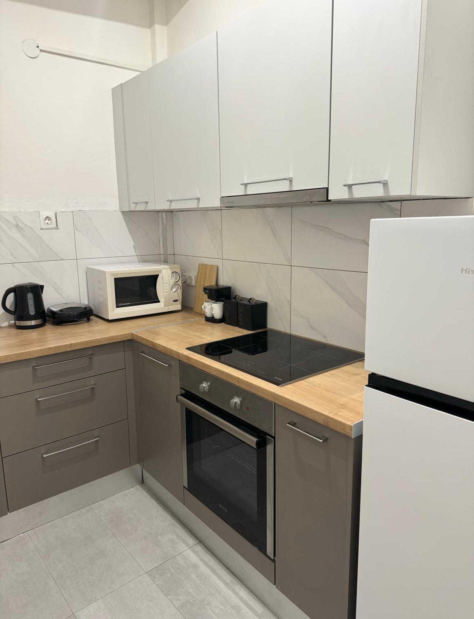 Vivian Modern Apartment Athens Ngoại thất bức ảnh